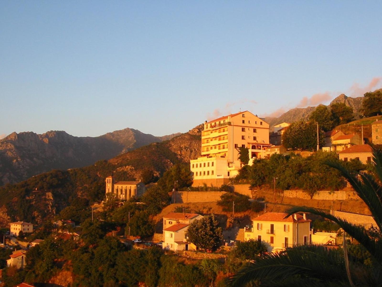 Hotel Restaurant Sole E Monte 2*
